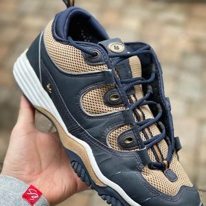 Meet your Posher, Clay